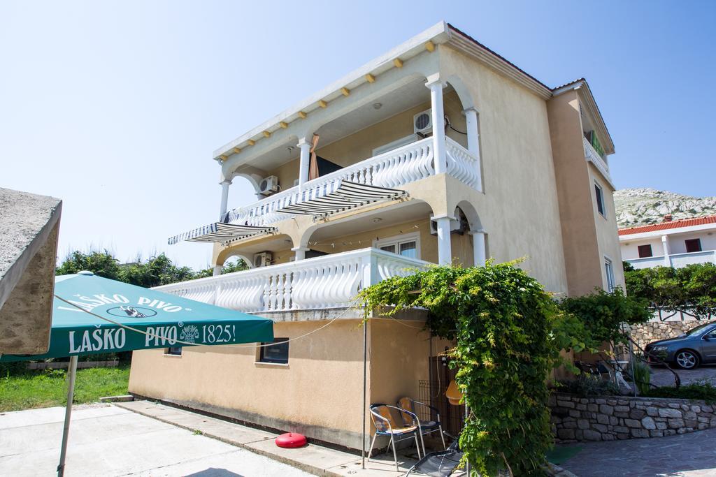 Apartments Toro Pag Town Exterior photo
